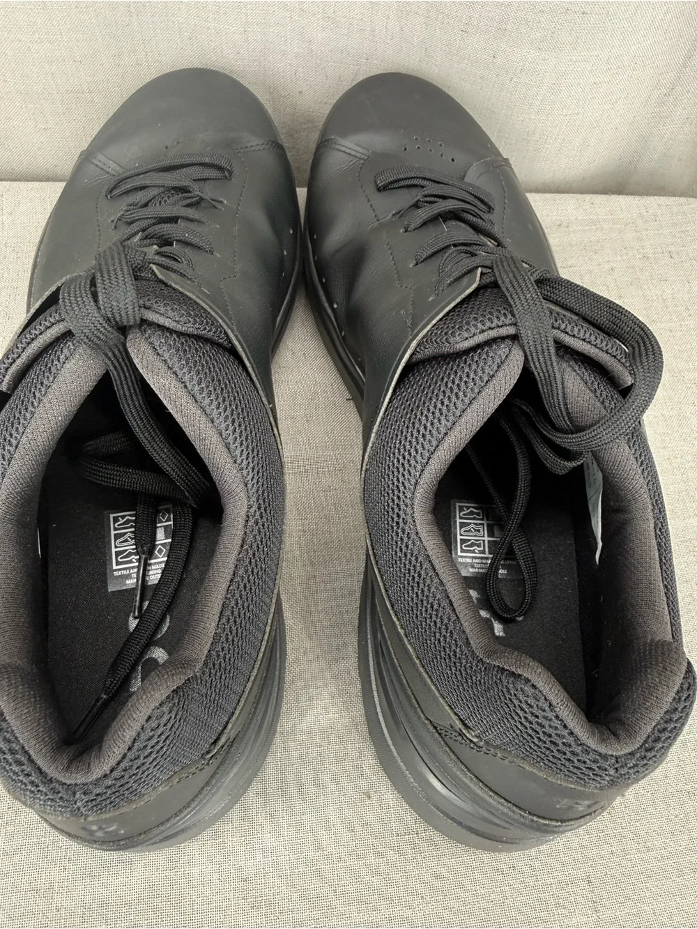 On Cloud THE ROGER Advantage. All Black Men's Shoes Size 14
